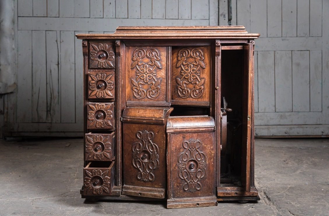 Before sewing machine restoration