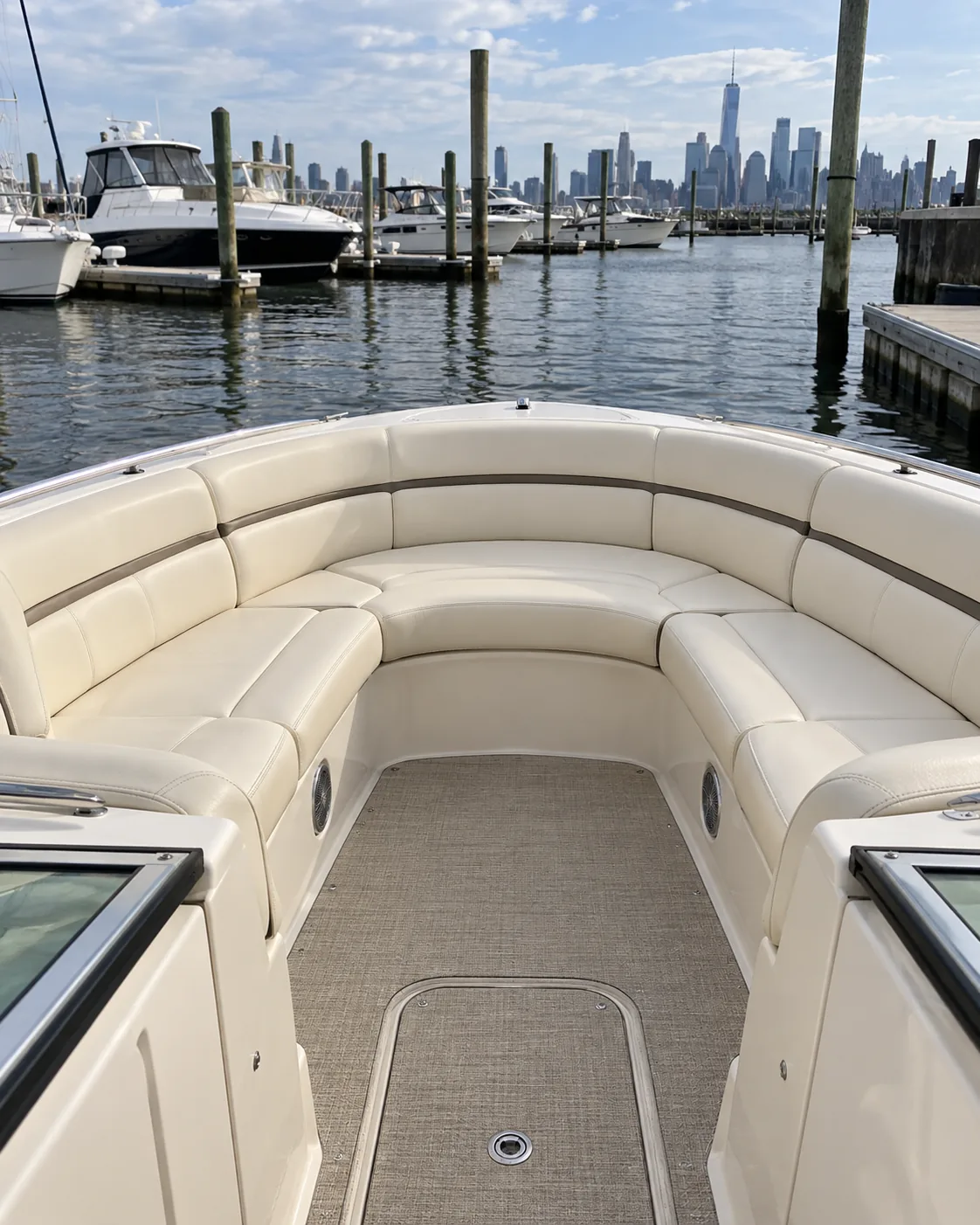 A bowrider cockpit with wraparound seating